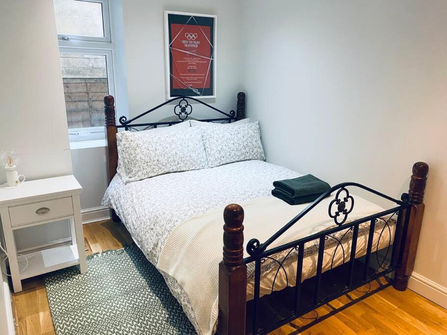 One Bedroom Near Dalston Station London