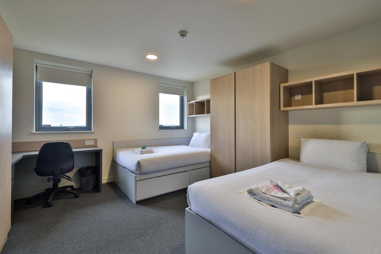 Woodward Buildings Apartment *