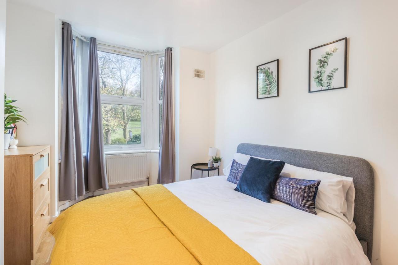 Apartment In Brixton Next Door To Brockwell Park London
