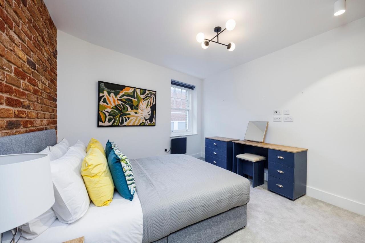 Luxury Spacious 2 Bed Apartment, - Sk * London