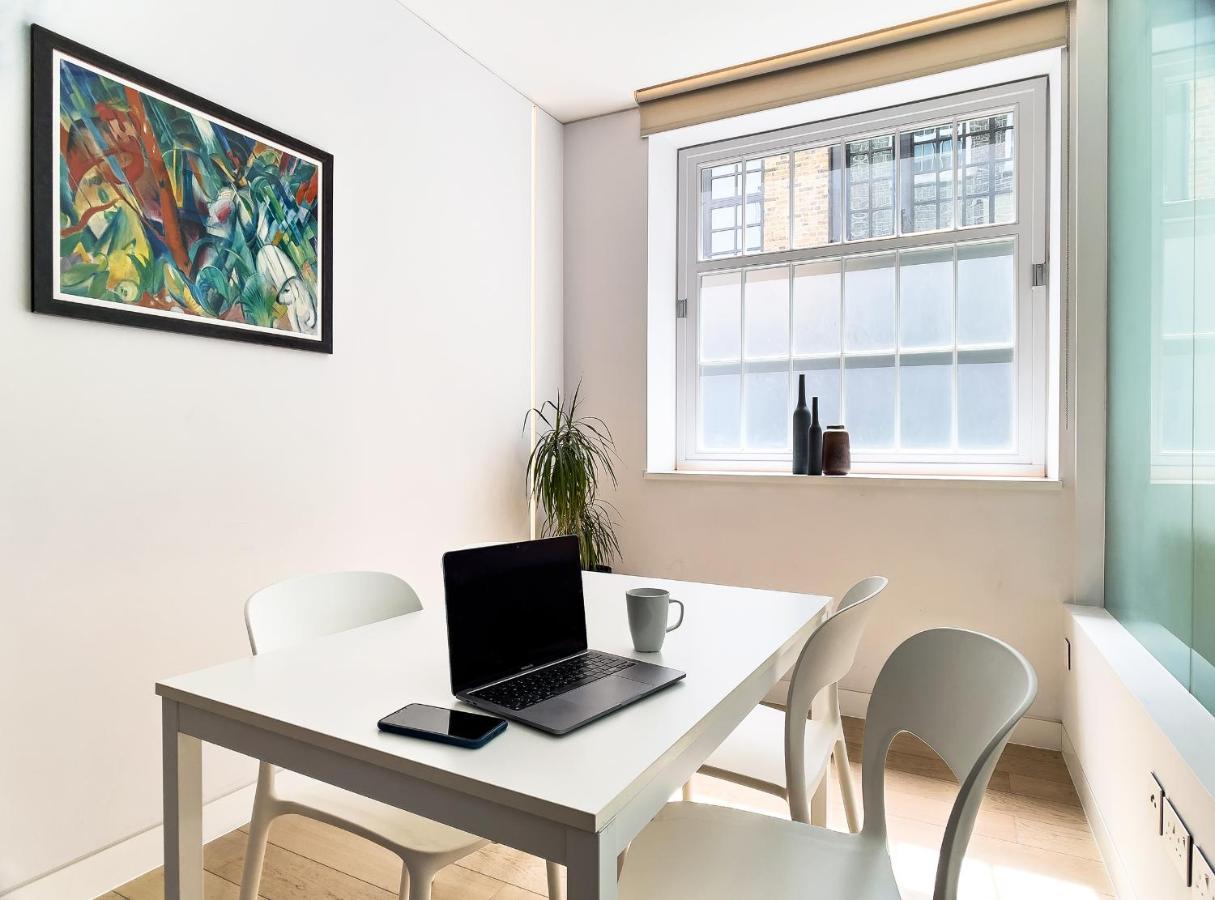 Apartment Mirabilis - Bayham Place London