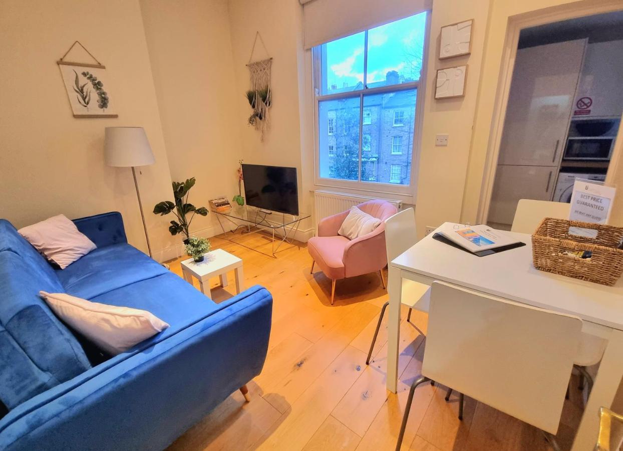 Oxford Gardens Apartment