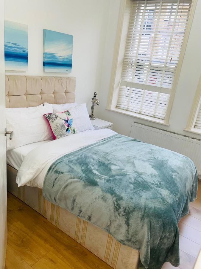 Apartment Amazing 2 Bedroom *