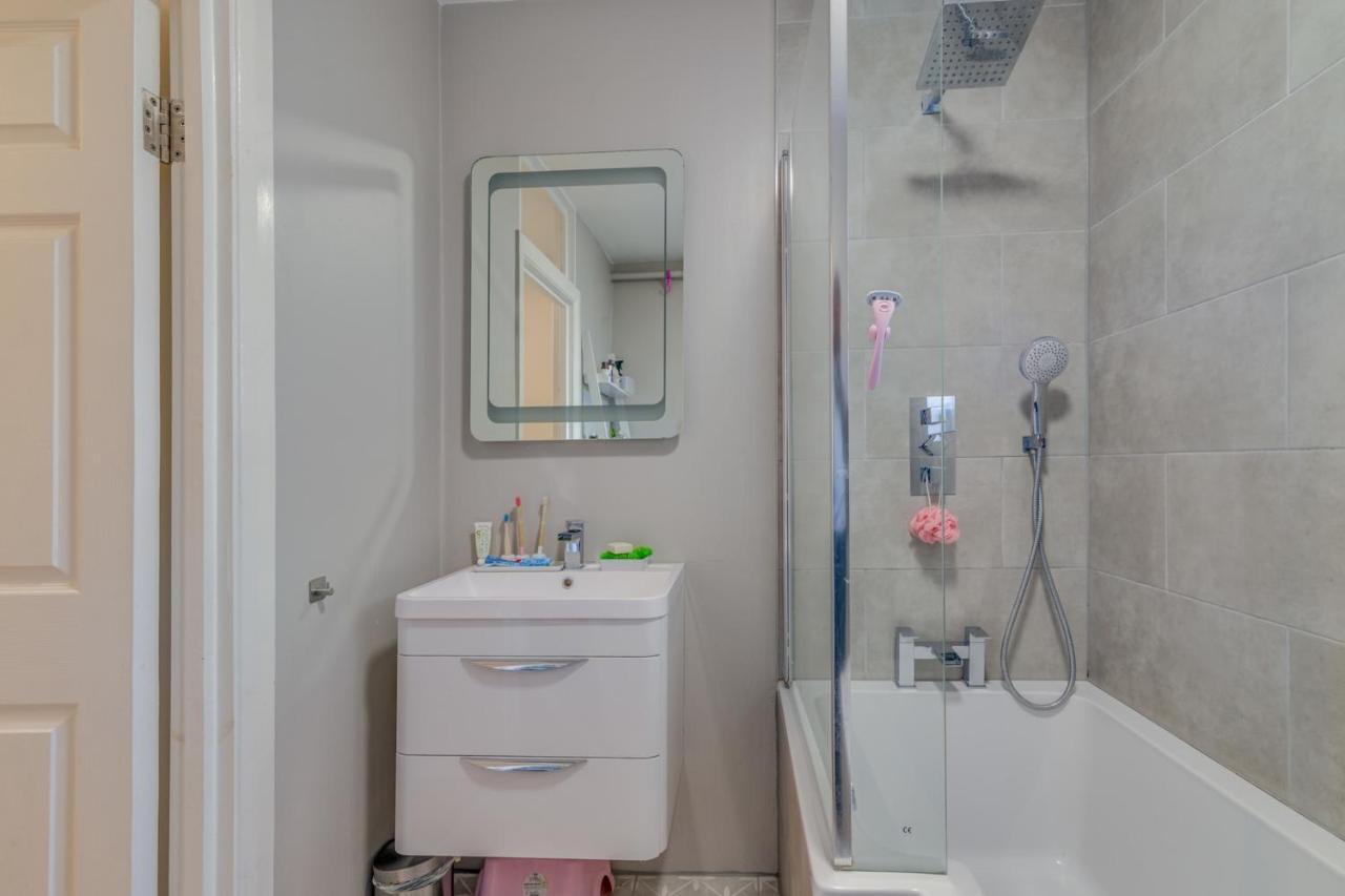 Charming Angel Maisonette * London
