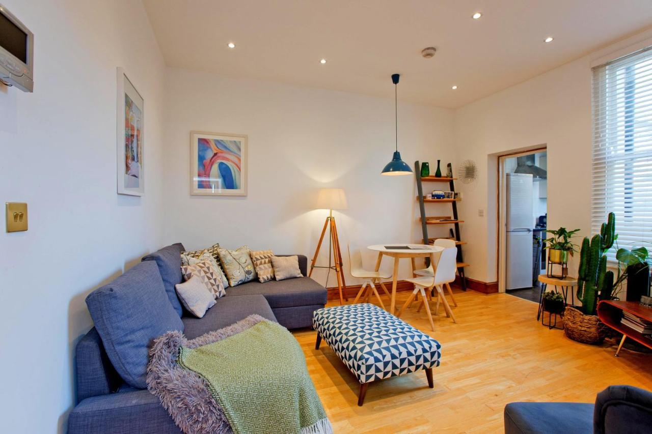 Apartment Spacious Highbury Fields 1 Bedroom - Parking By Request