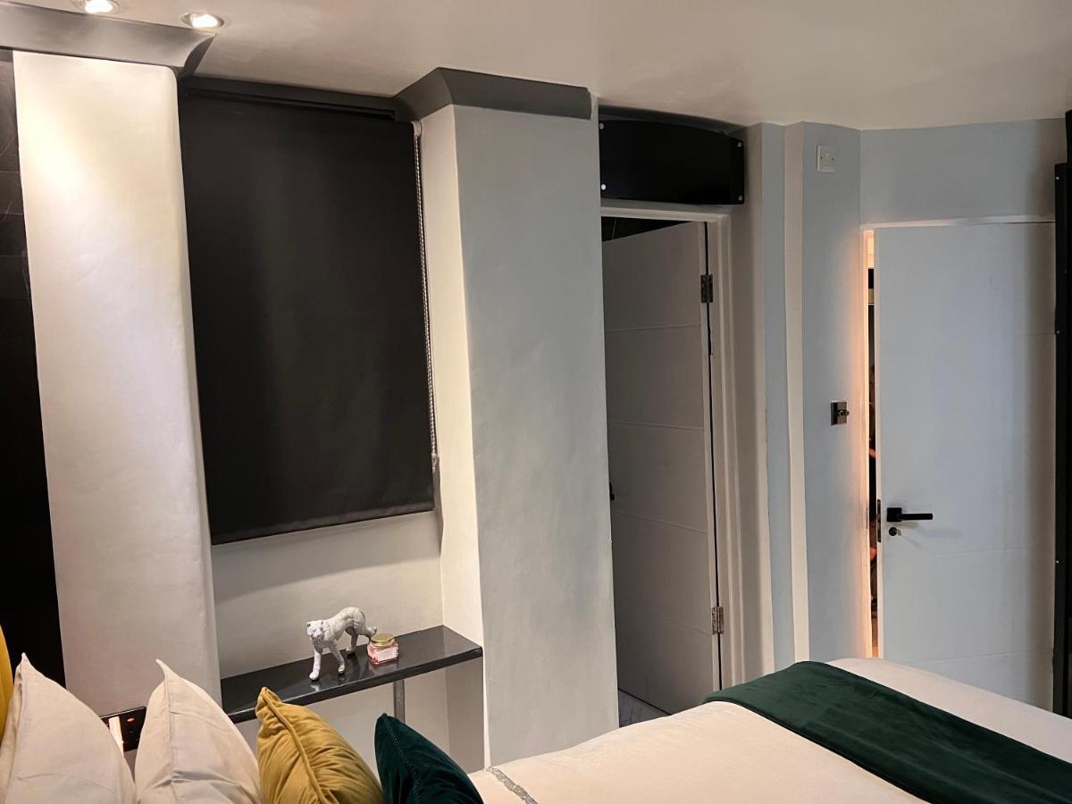 Exclusive South Kensington *