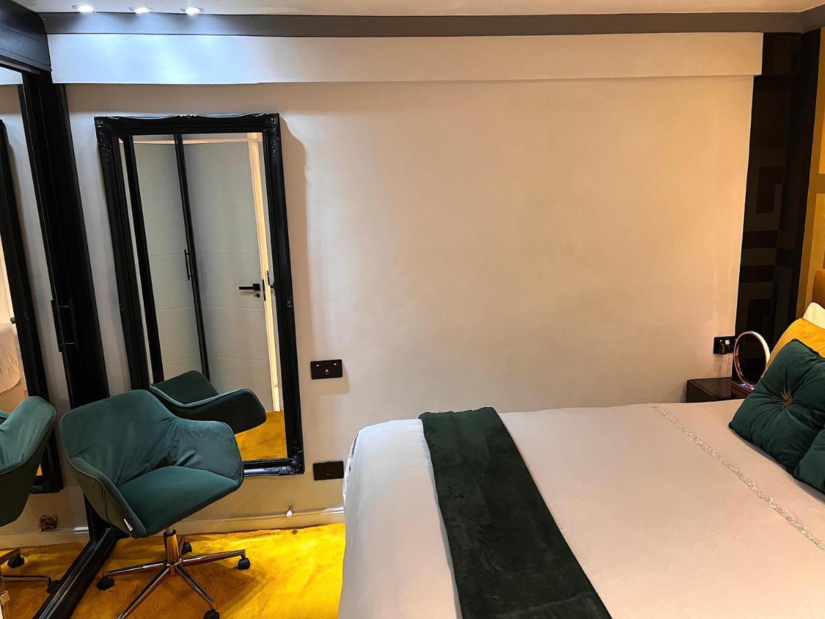 Exclusive South Kensington *