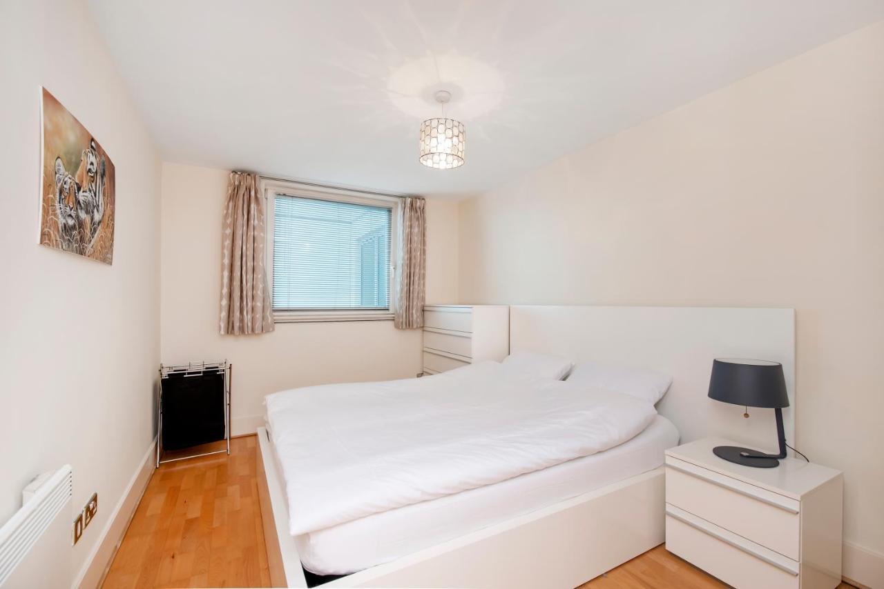 1 Bed Splendid Apartment London