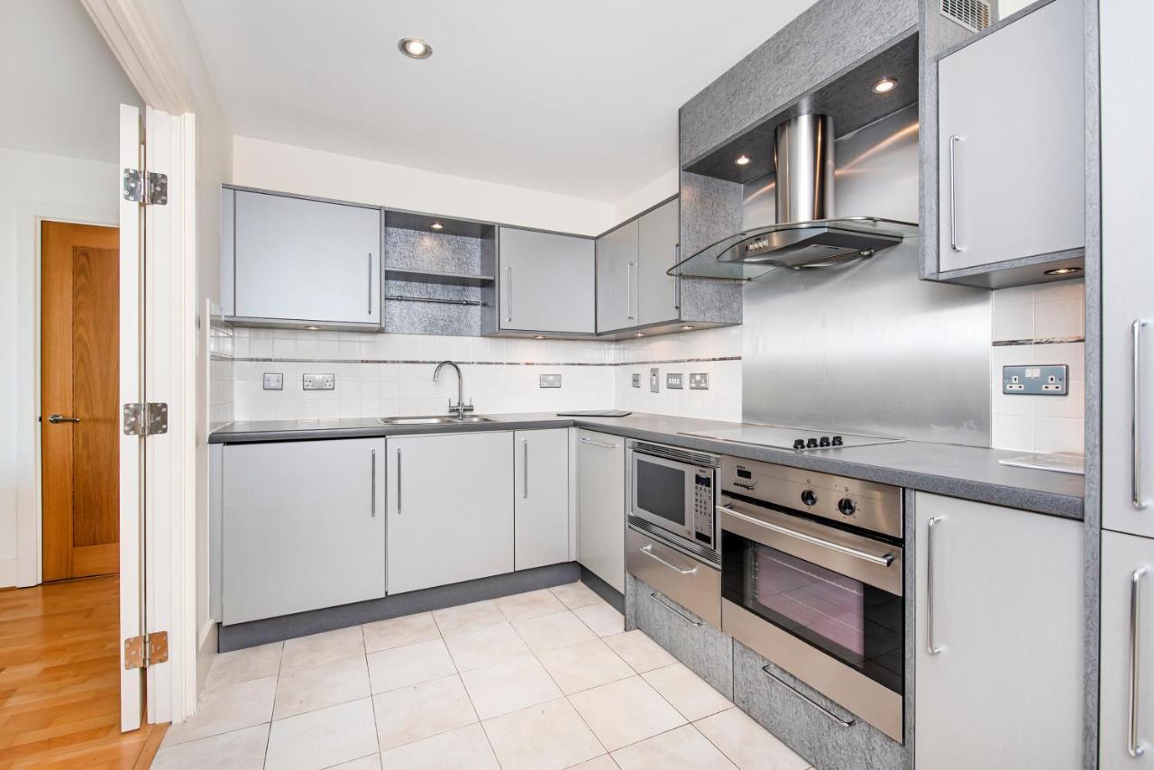 1 Bed Splendid Apartment *