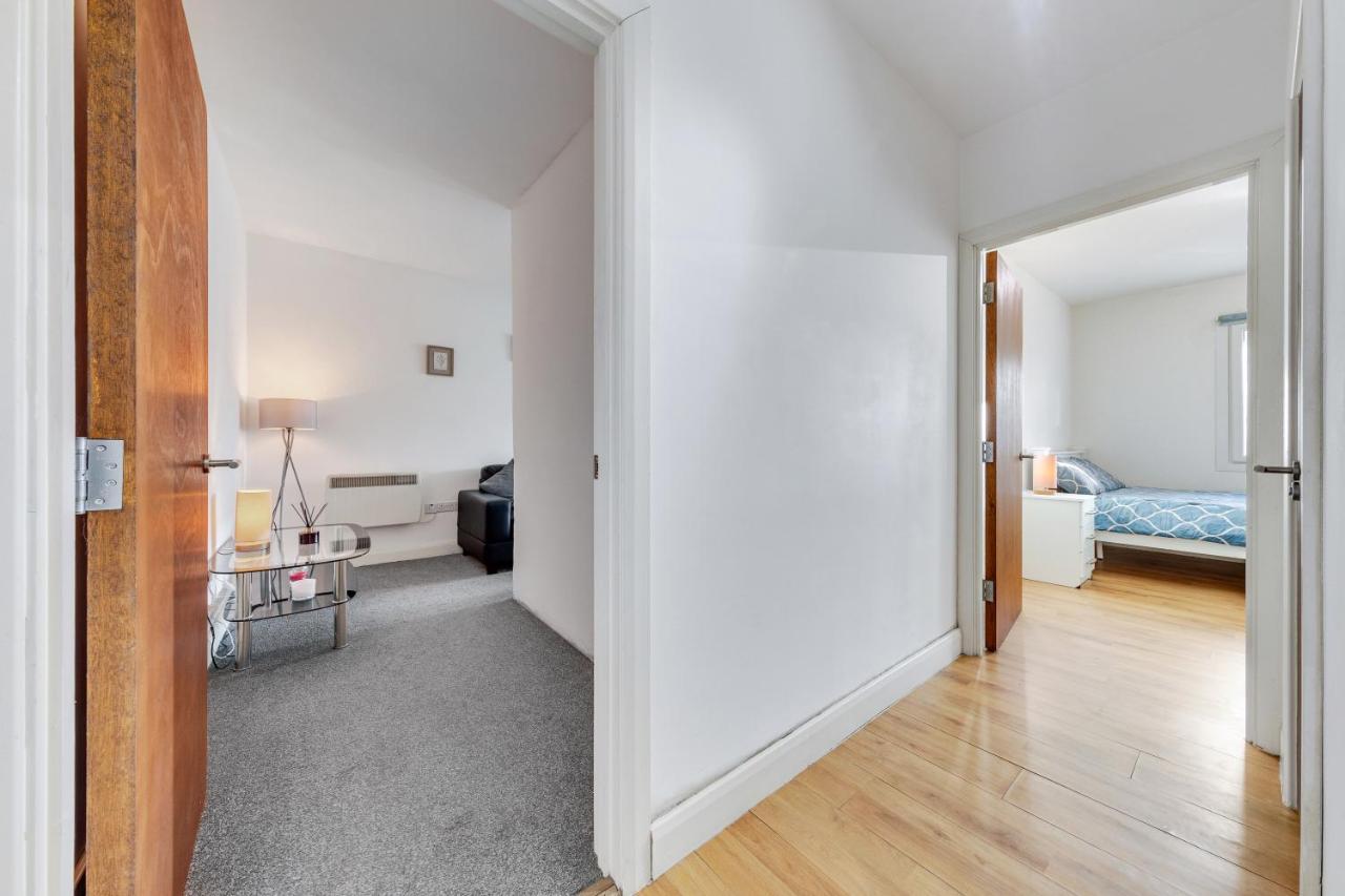 Cozy 1 Bed, Shepherds Bush London