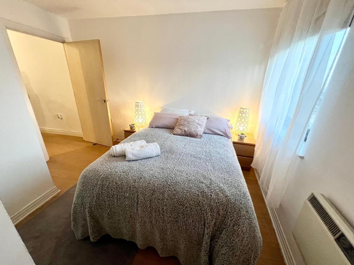 Modern Spacious Close To Station Apartment *