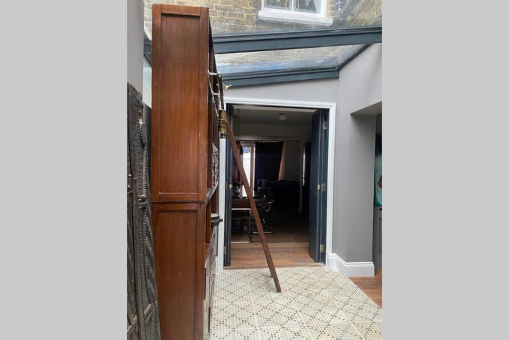Stunning Flat In Chelsea London