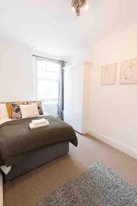Lovely 2 Bedroom In Chelsea Sw3 Apartment