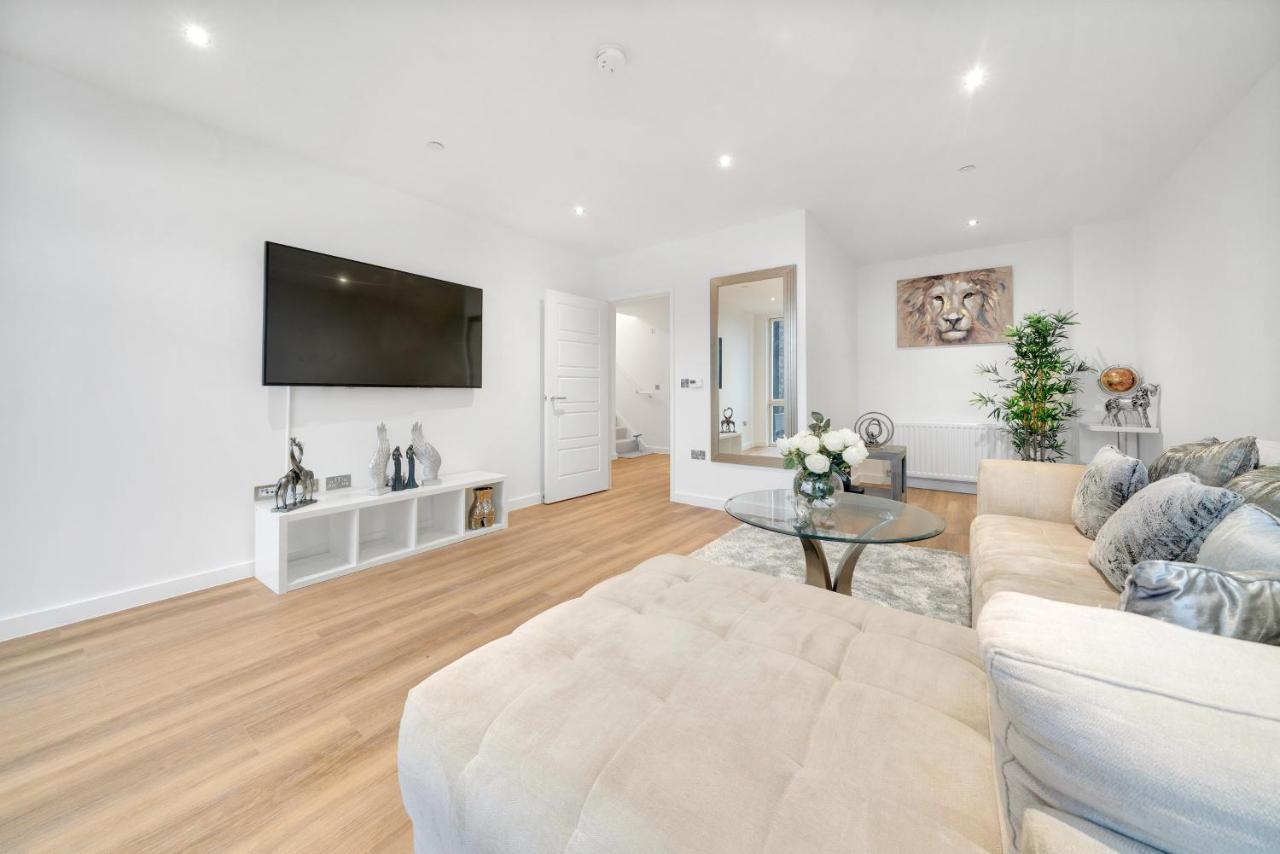 Luxury 3bed 3bath Royal Wharf Excel Newham Apartamento