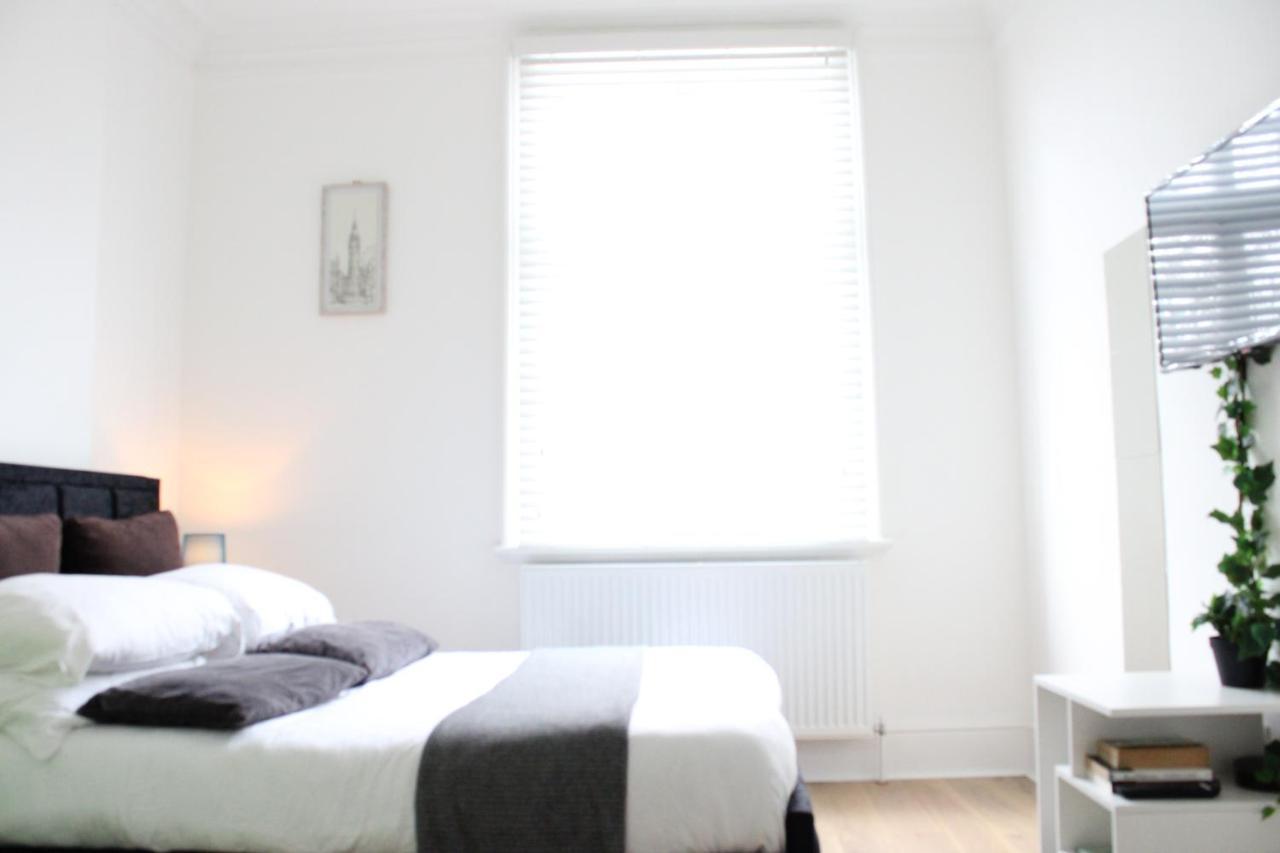 3 Bed 2 Bath Apartment