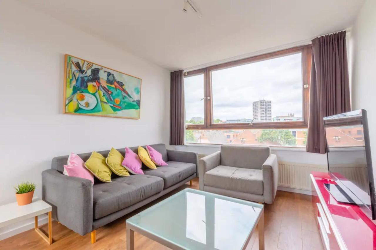 Unique Spacious Central 3 Bedroom With Rooftop Terrace London