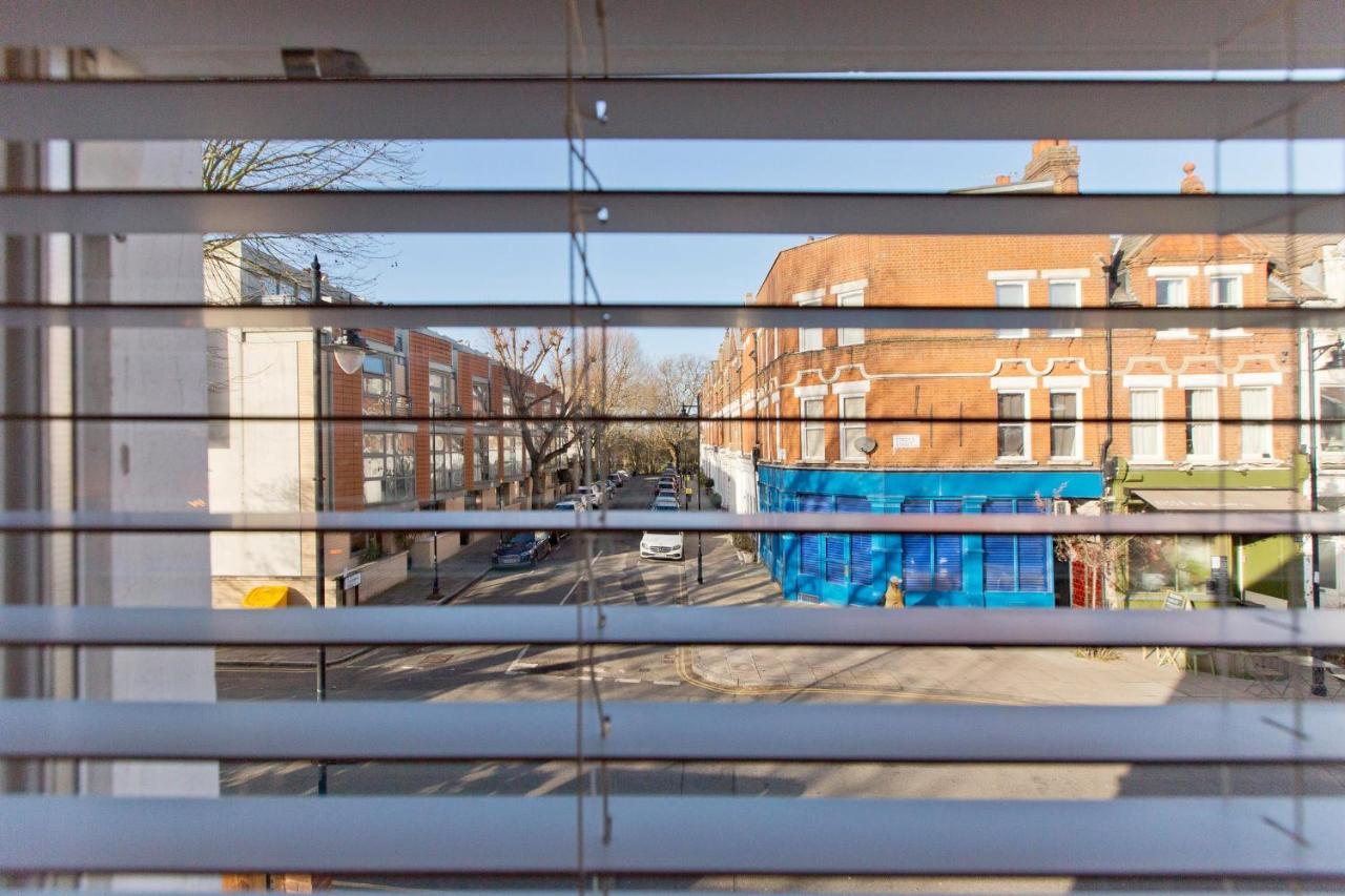 Spacious Highbury Fields 1 Bedroom - Parking By Request Apartment *