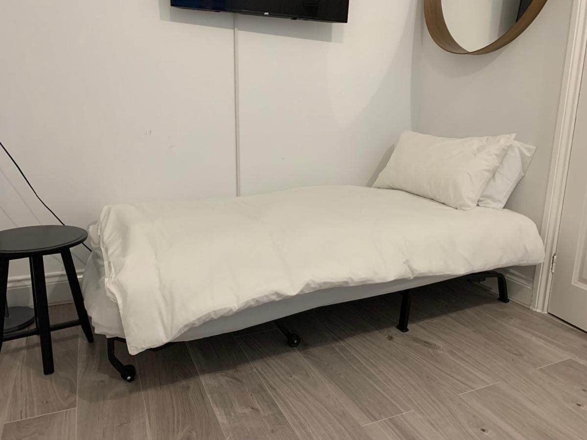Apartment Very Close To Line Underground Shepherds Bush And Westfield Newly Refurbished