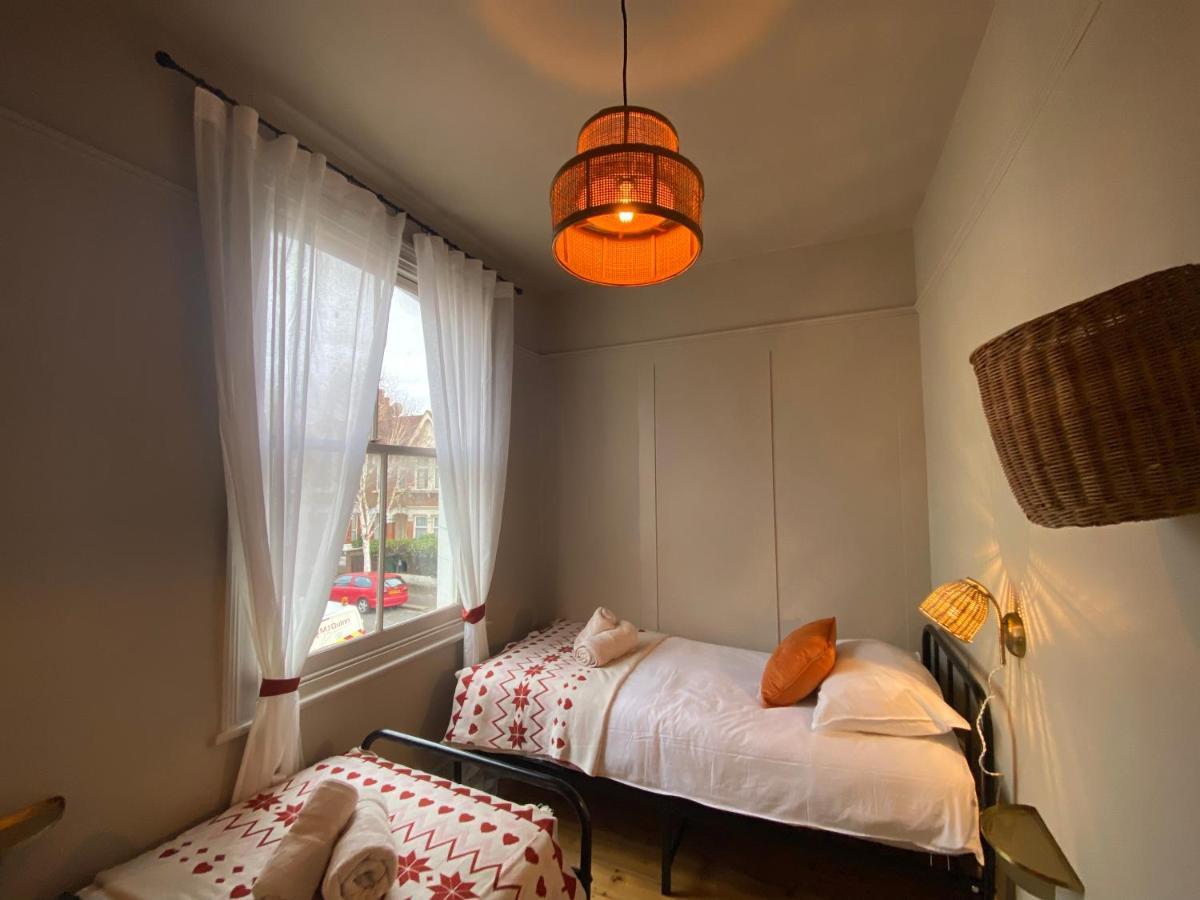 Apartment Stylish Apt Excel Olympic Close To Station