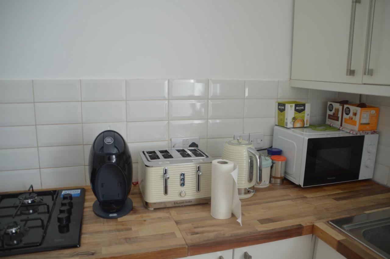 Two Bedroom In Apartamento *