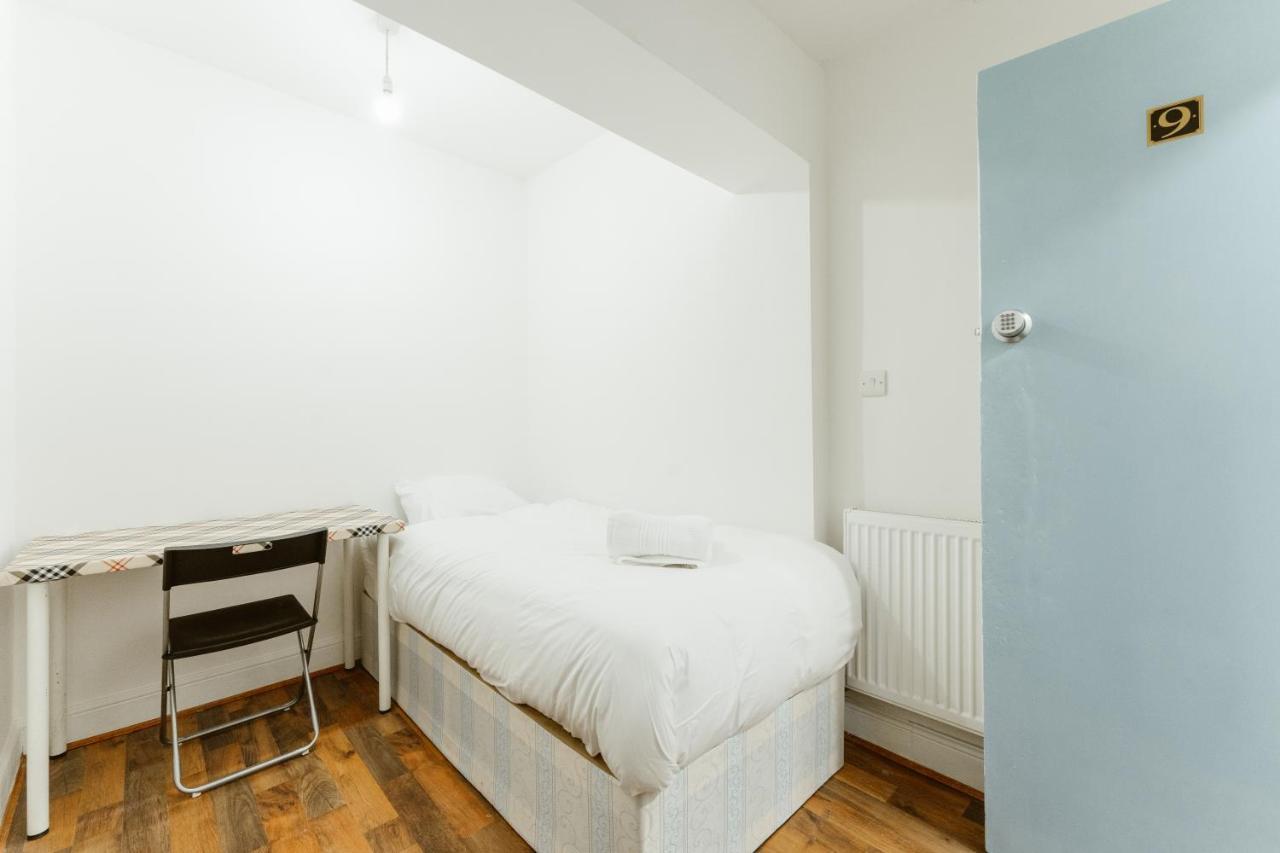 Guest house Upton Park Bedrooms 25 Min To London