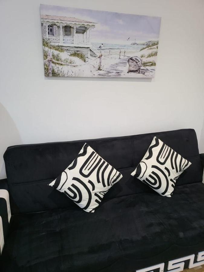 Fancy Basement Flat A London