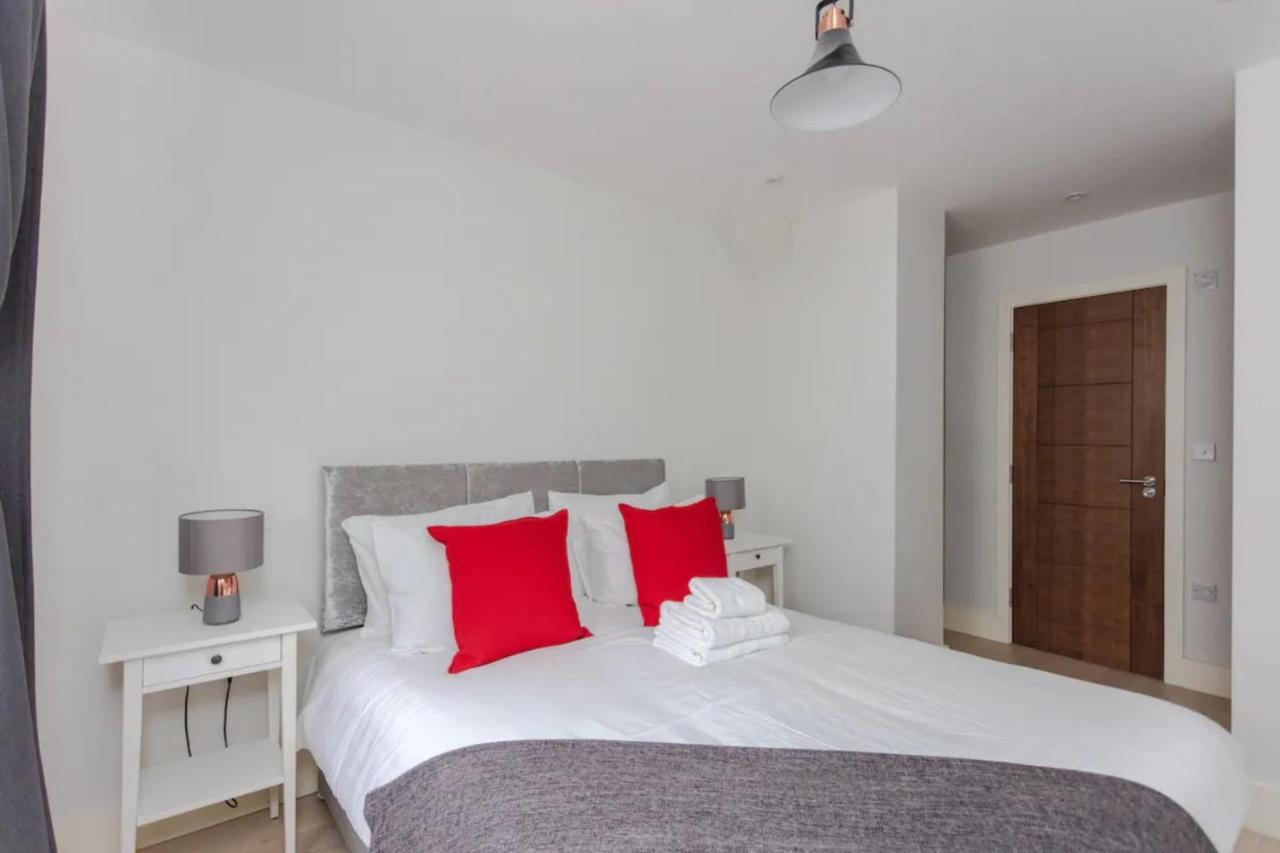 Spacious And Modern In Pimlico Apartamento