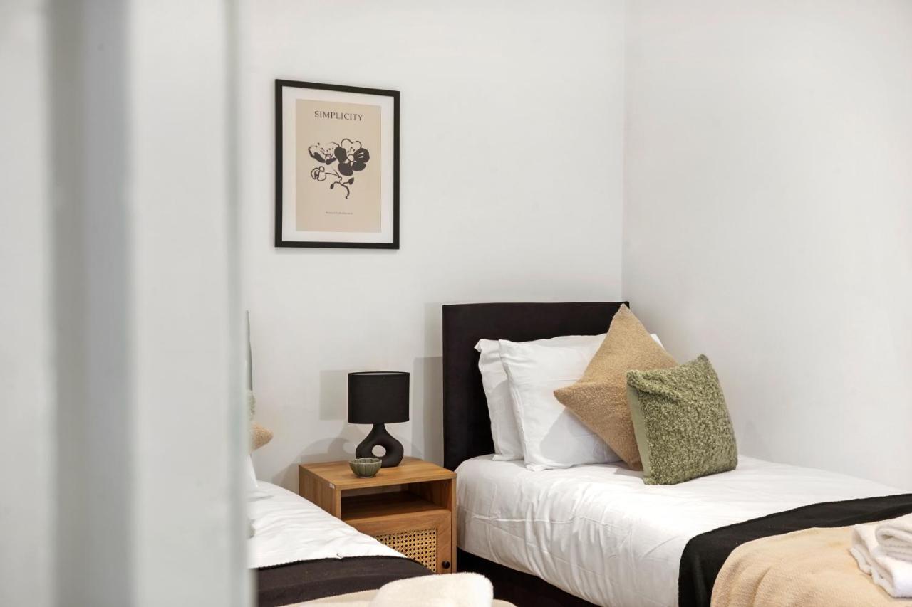 2 Single Or 1 King Bed In Notting Hill, Apartment London