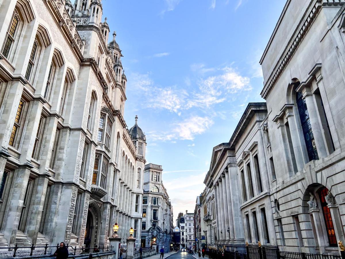 Superior Entire Between St Pauls Cathedral And Covent Garden Aparthotel Londres