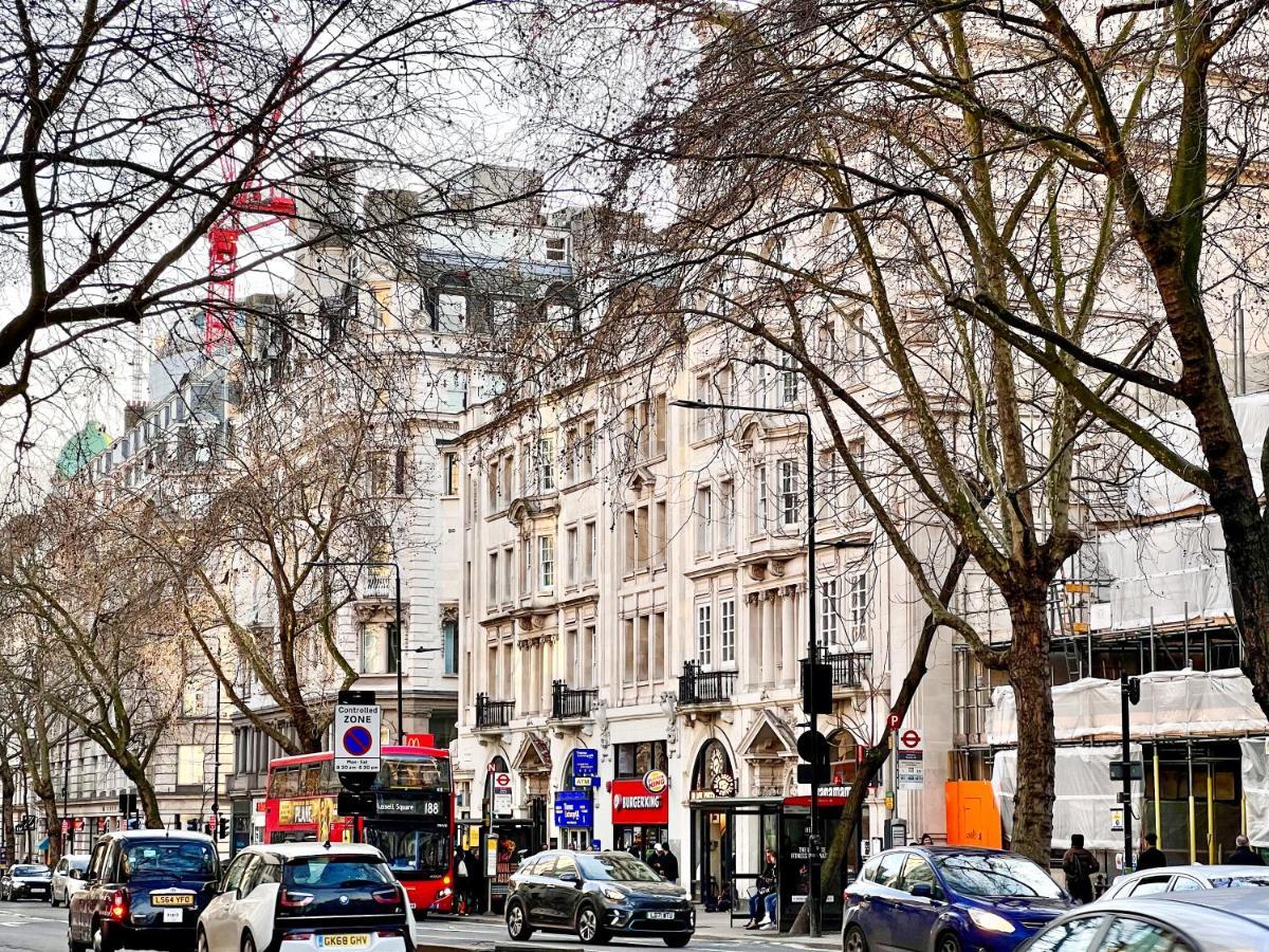 Superior Entire Between St Pauls Cathedral And Covent Garden Londres