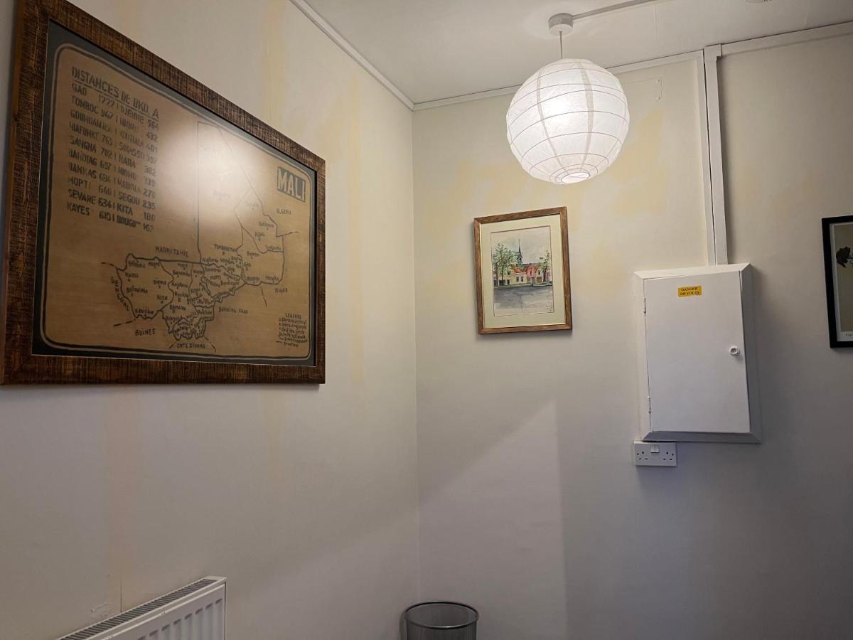 Addington House 4 Beds * London