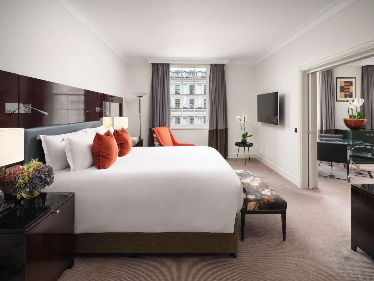 Sofitel St Hotel