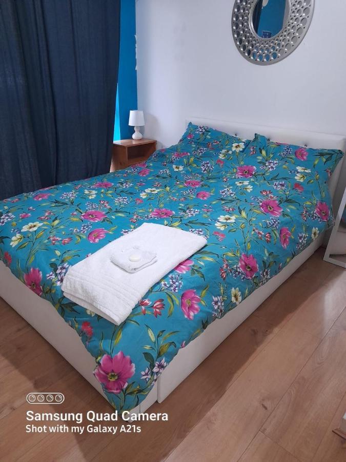 Apartamento Beautiful 1 Bedroom Ground Floor With Shared Bathroom