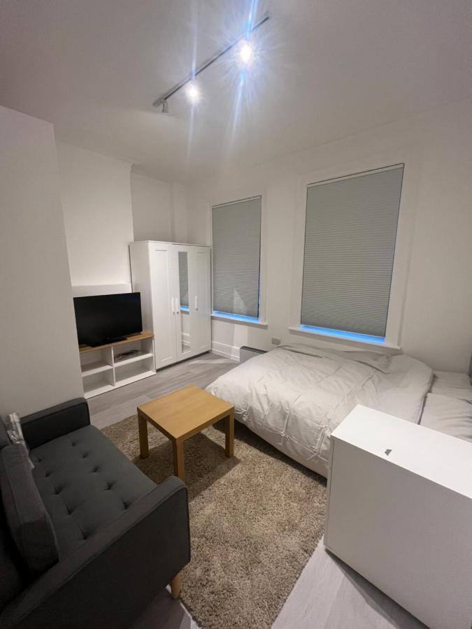 Studio Flat In Camden Town Apartment