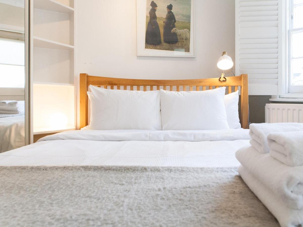Roof Terrace Flat In Hampstead Pass The Keys London