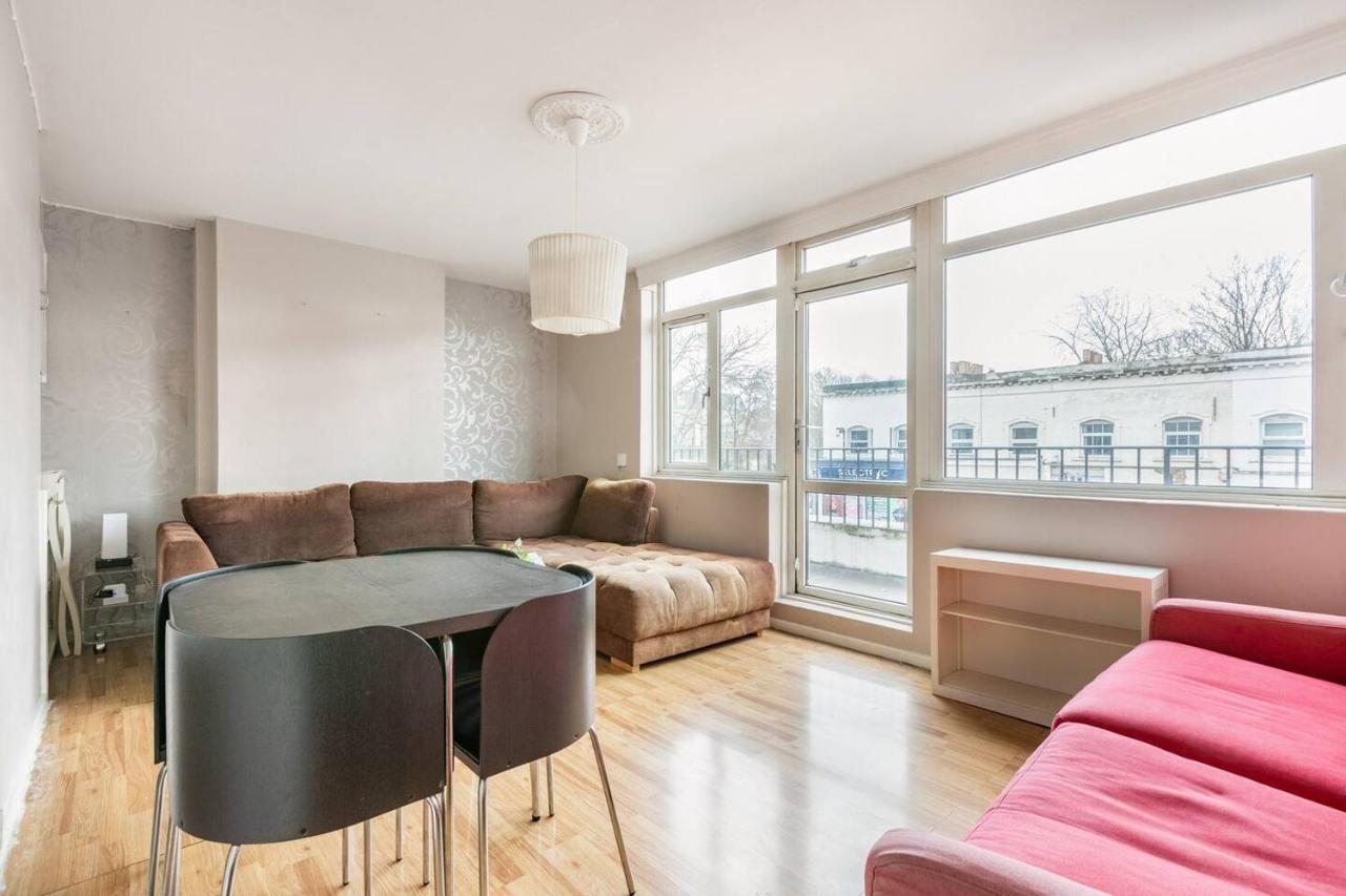 Fowler House Homestay London