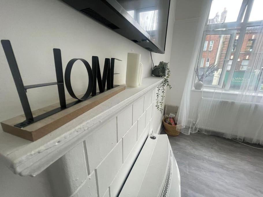 Apartment Bright 2 Bedroom Flat On Tower Bridge London