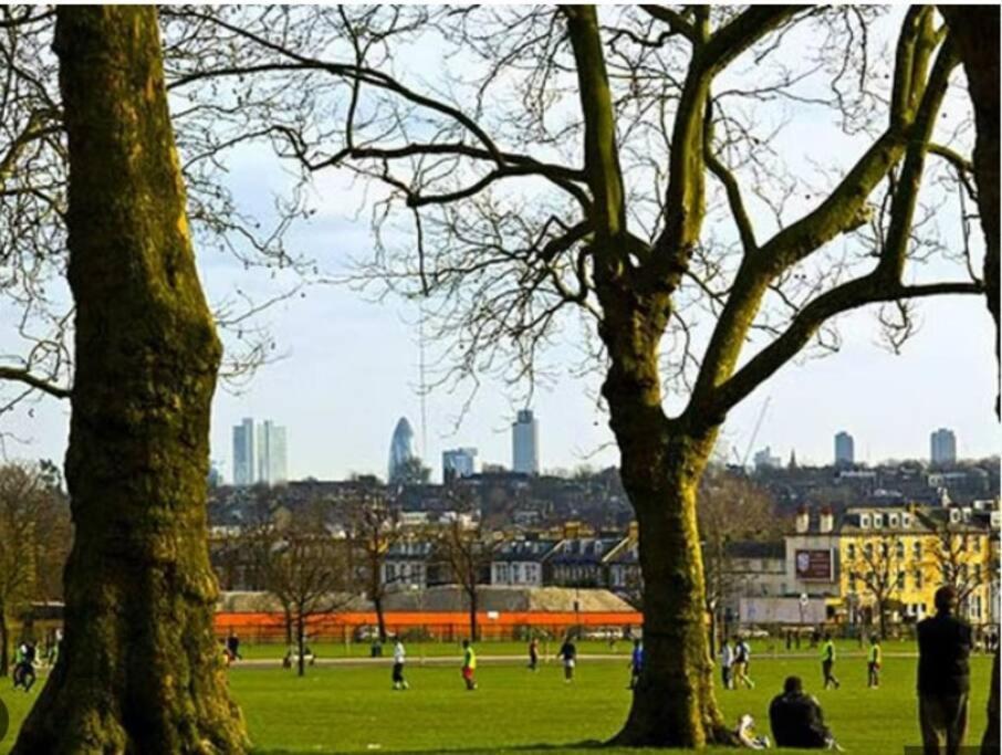 Double Bedroom In Tufnell Park With Wifi * London