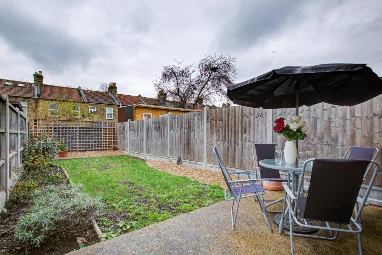 Statera - 2-bed House In Stratford Ferienhaus *