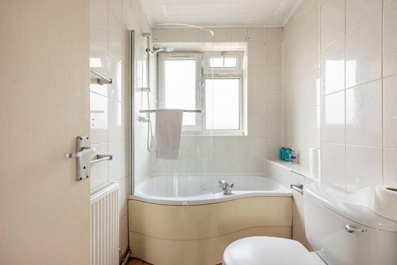 Fowler House Homestay London