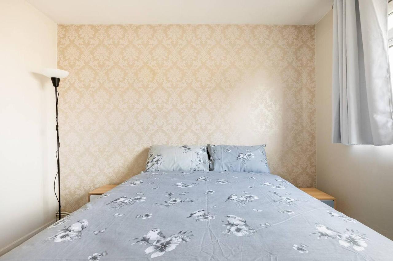 Homestay Fowler House London