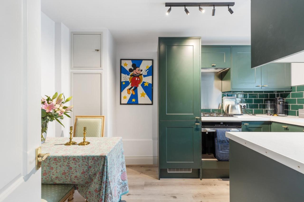 Bright & Cosy Gem ~ Battersea Park View ~ King Bed Apartment *