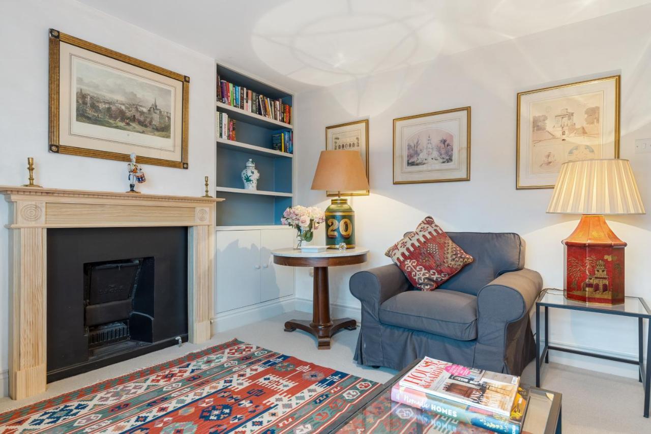 Apartment Bright & Cosy Gem ~ Battersea Park View ~ King Bed London