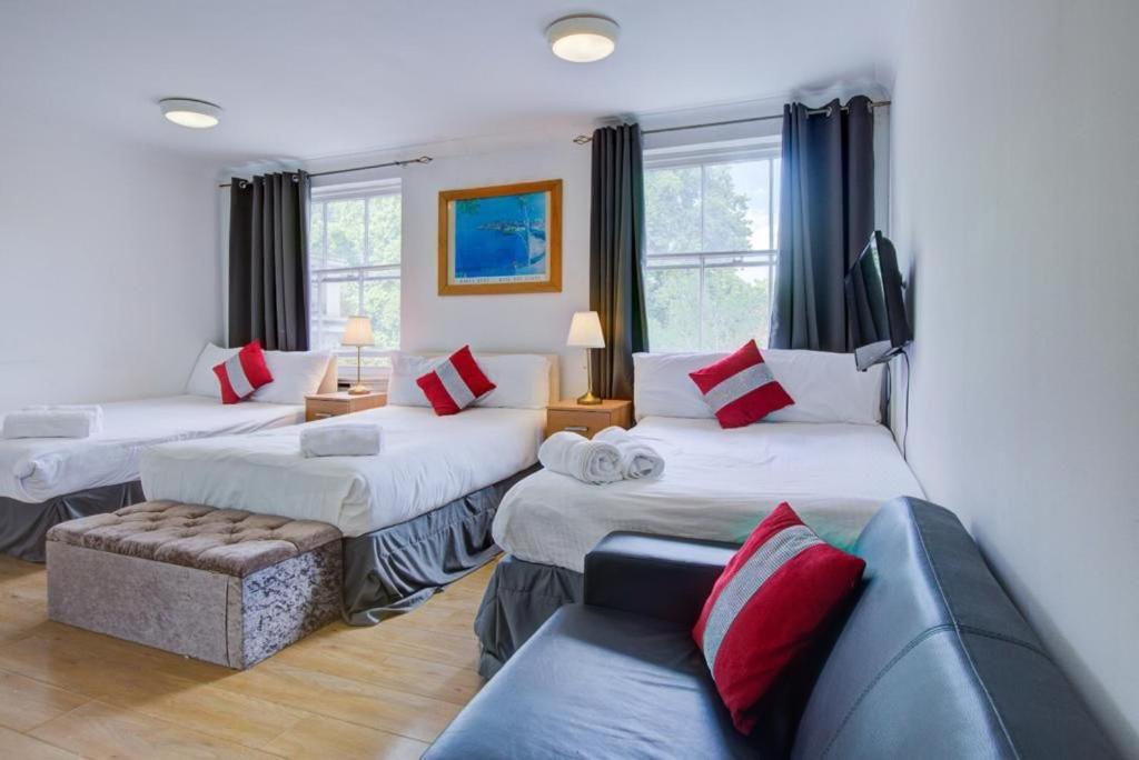 Benqi Apartment London