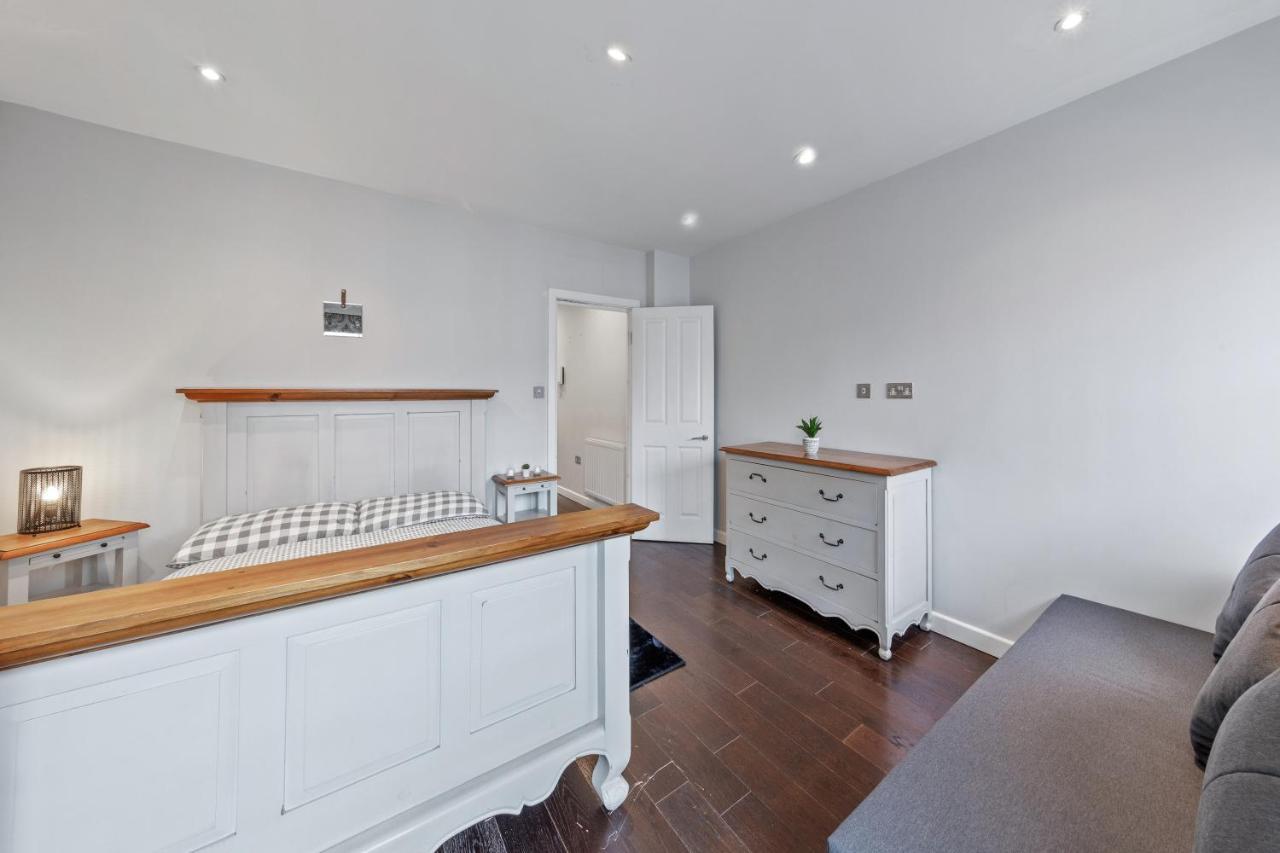 Apartment Majestic 4 At Reganway Rw4