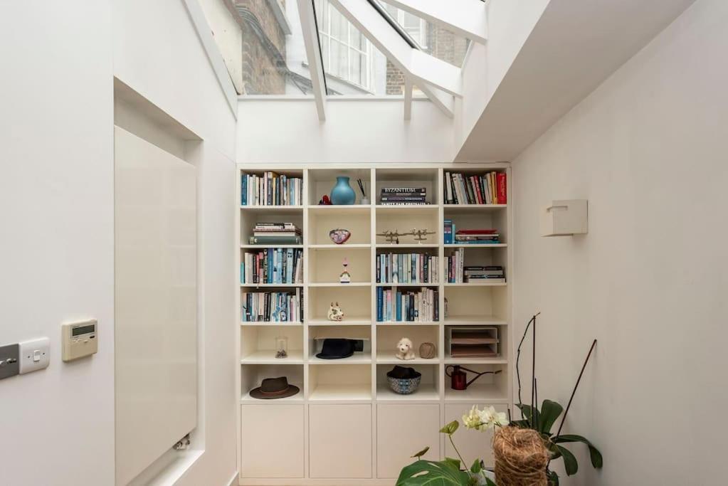 Apartment Stunning 3 Bed Townhouse In The Heart Of Mayfair