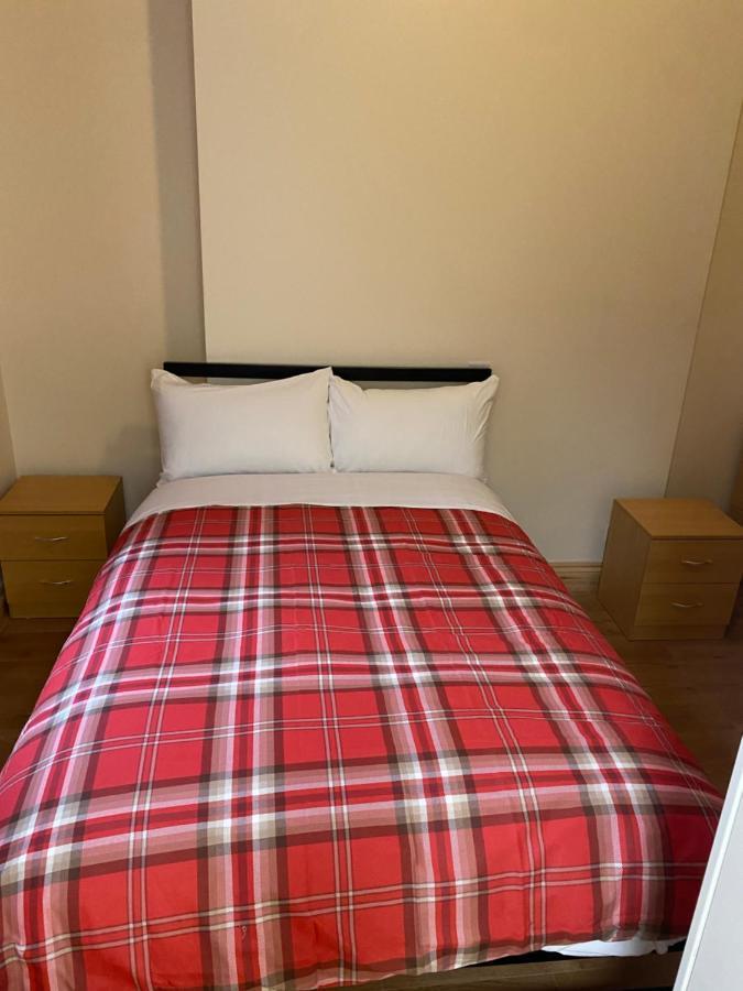 27 Argyle Square * London