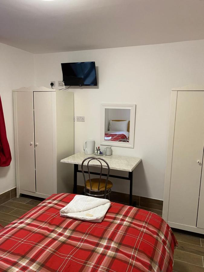 27 Argyle Square * London