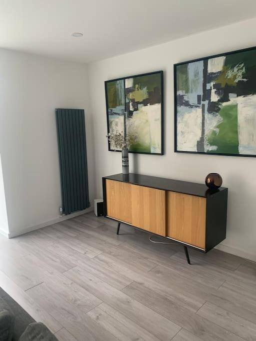 Dockside Sleeps 8, Uber Boat To Canary Wharf In 3 Mins Casa de férias *