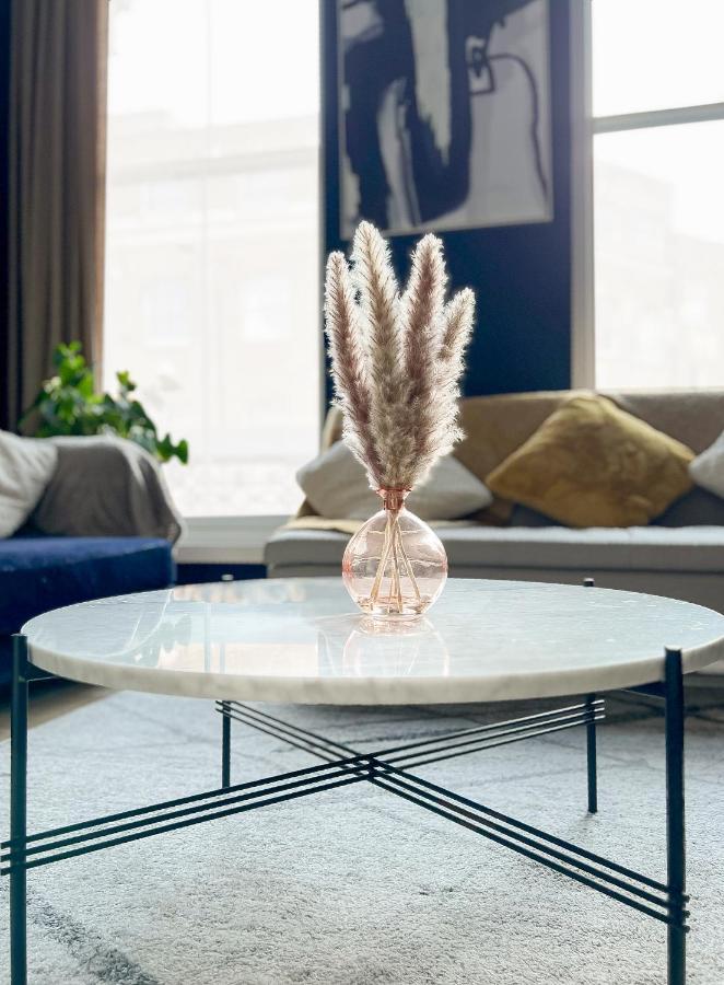 Modern Chic Flat In Shoreditch Apartment London